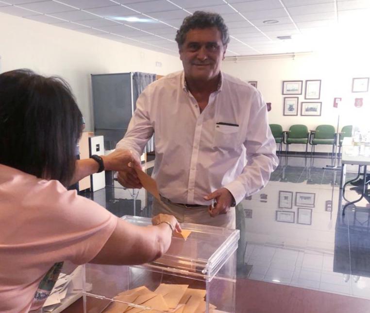 Pedro Pascual llama a la participación en la jornada de votaciones para que los abulenses elijan a quienes defenderán sus intereses en Madrid