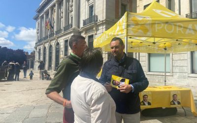 Por Ávila arranca la campaña para las elecciones del 28M con presencia en la calle y un mensaje de cercanía, escucha activa y reivindicación