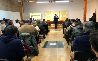Por Ávila celebra una jornada de formación con alcaldes y concejales de toda la provincia