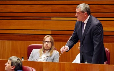 Por Ávila aboga por la gratuidad universal de los libros de texto para primaria y secundaria en la Comunidad
