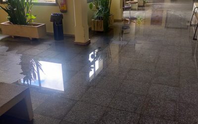 Por Ávila denuncia que los residentes del centro Infantas Elena y Cristina vuelven a encontrar los suelos encharcados